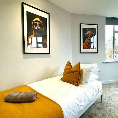 Bournemouth Getaway: 3Br Apartment Near Beach Luaran gambar