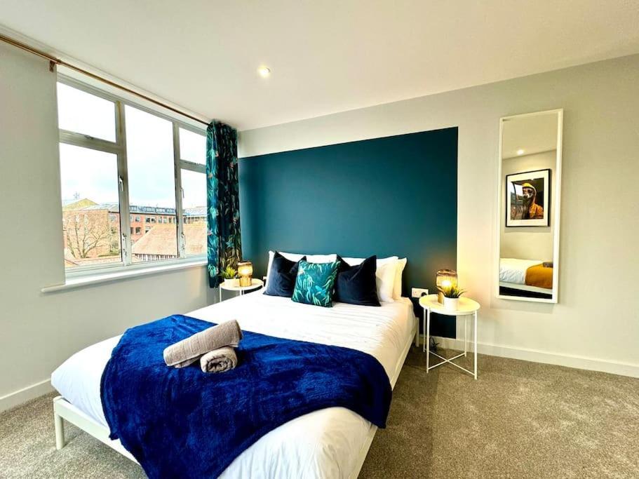 Bournemouth Getaway: 3Br Apartment Near Beach Luaran gambar